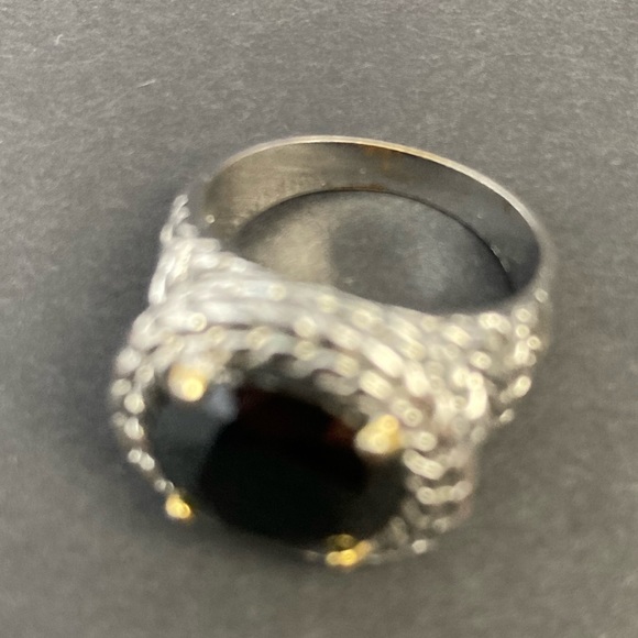Silver-tone ring with black faceted crystal Sz 6.5 - Picture 8 of 9